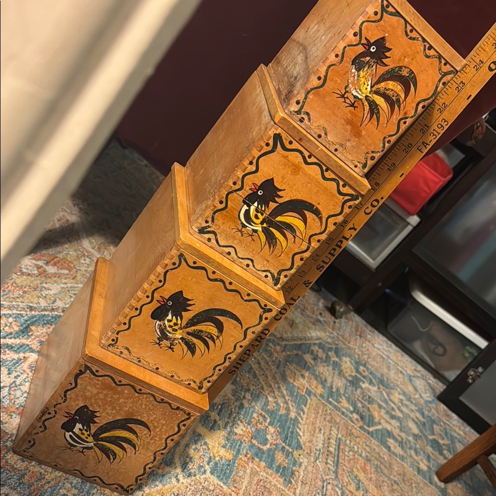 Vintage rooster decor boxes 🐓